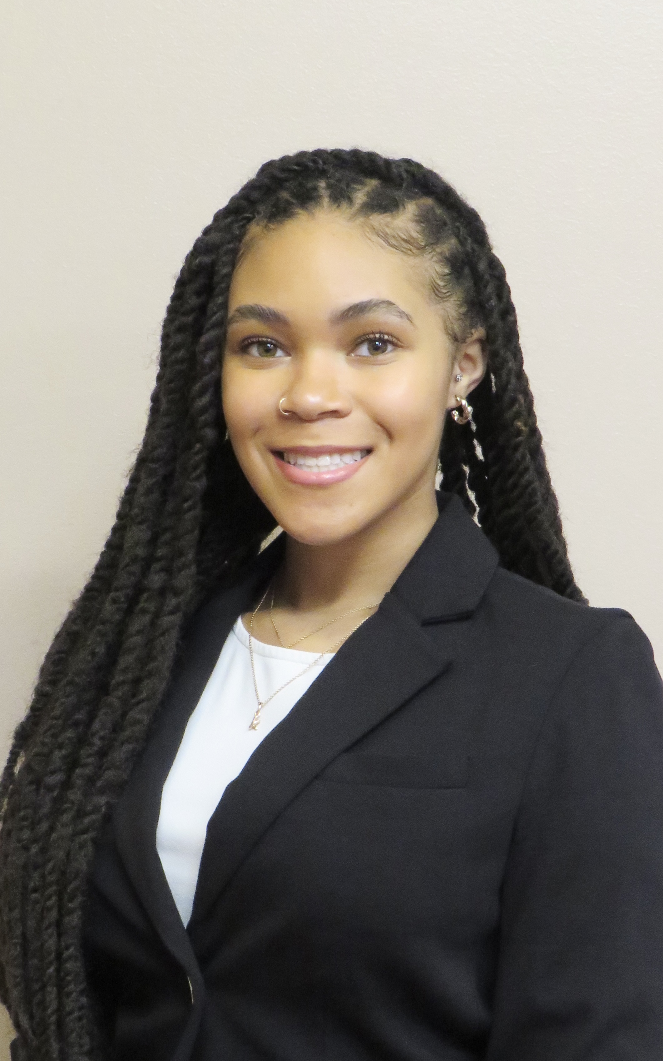 Kyndall Stewart headshot